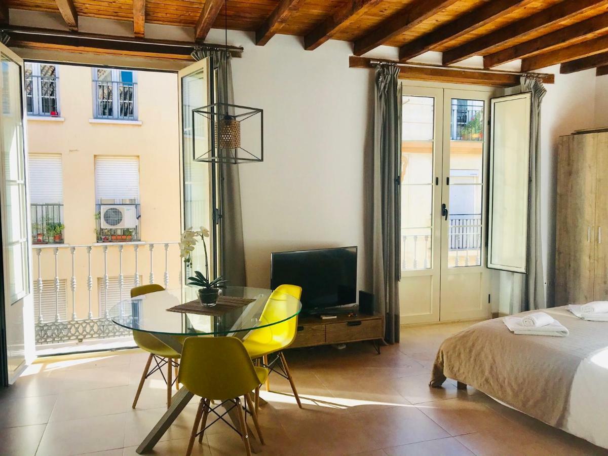 Homely Málaga Loft Gaona Centro Esterno foto